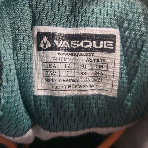 Vasque 7417 Breeze LT NTX Women Sz 7.5 M Gray Vibram Trekking Hiking Ankle Boots - Picture 10 of 11